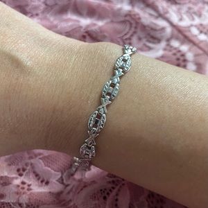 Ladies 925 Sterling silver 4mm diamond cut link bracelet